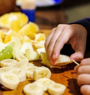 El reto de ofrecer meriendas saludables en las escuelas