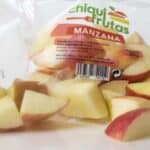 Variedades de fruta cortada ideal para vending: piña, uva y manzana en envases individuales