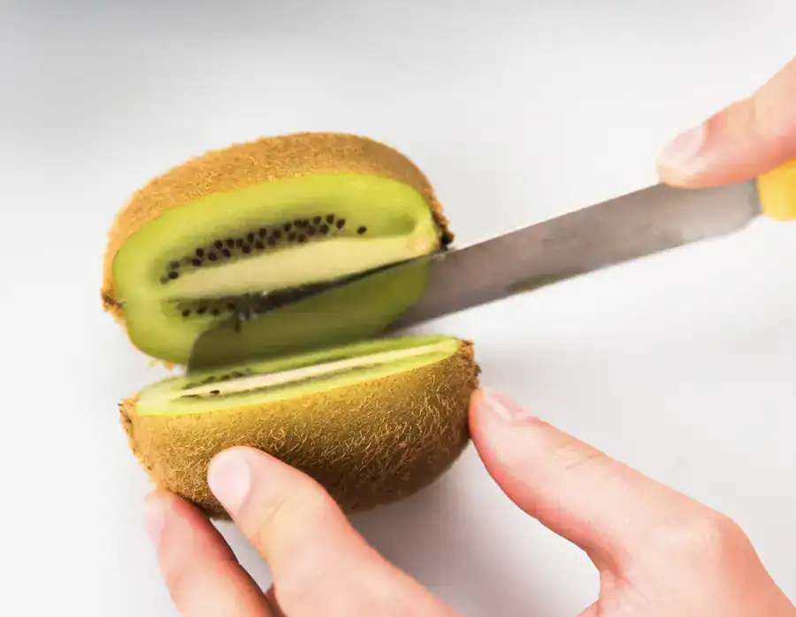 Mitos y verdades sobre la fruta cortada